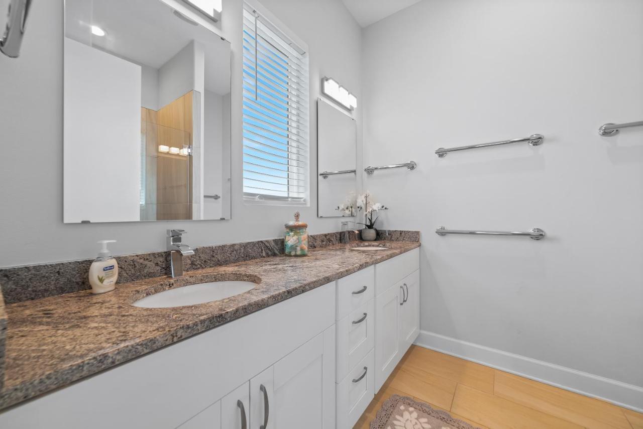 New Gulf Front With Game Room Family Friendly! Gulf Breeze Exterior photo